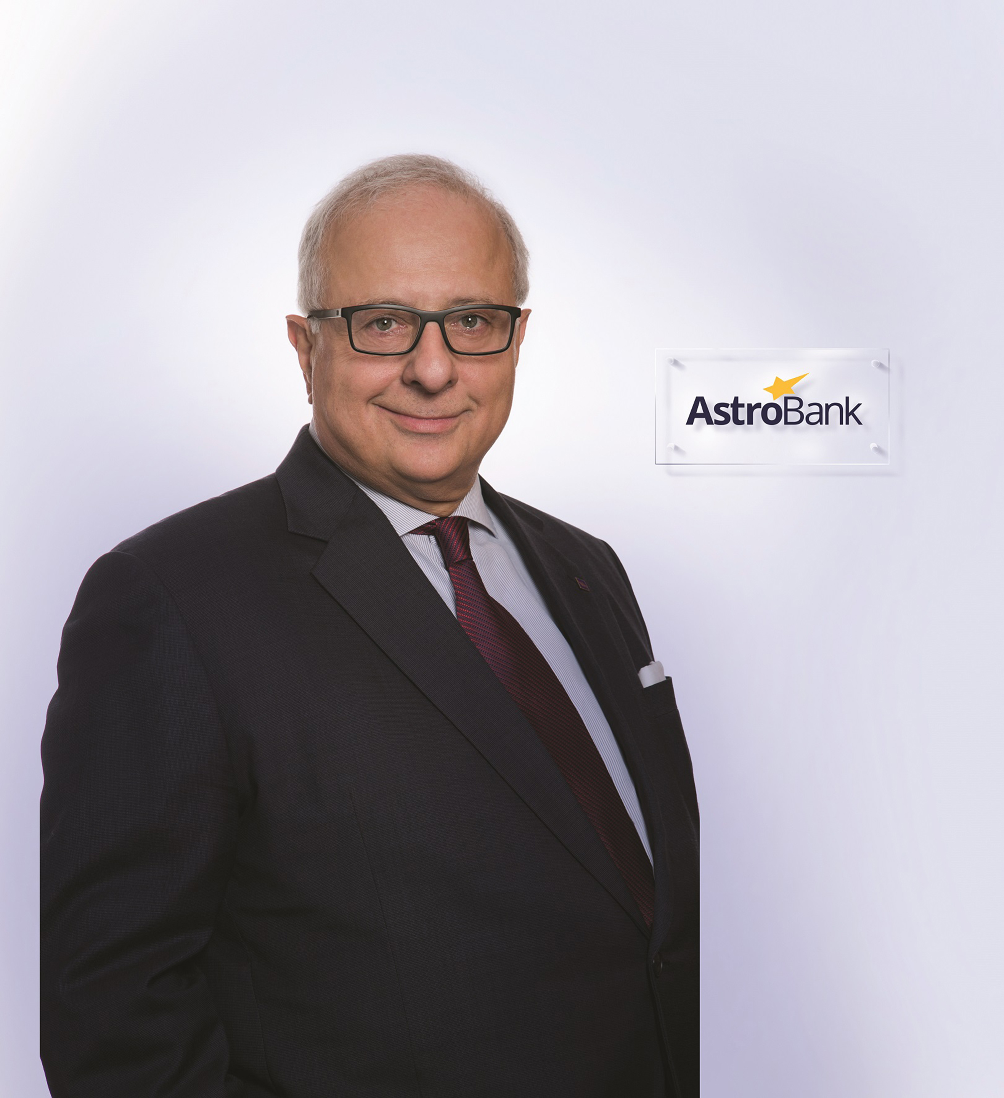 &Kappa;&Omega;&Nu;&Sigma;&Tau;&Alpha;&Nu;&Tau;&Iota;&Nu;&Omicron;&Sigma; &Sigma;&Tau;. &Lambda;&Omicron;&Iota;&Zeta;&Iota;&Delta;&Eta;&Sigma; &Mu;&eta;-&Epsilon;&kappa;&tau;&epsilon;&lambda;&epsilon;&sigma;&tau;&iota;&kappa;ό &Mu;έ&lambda;&omicron;&sigmaf; Astrobank