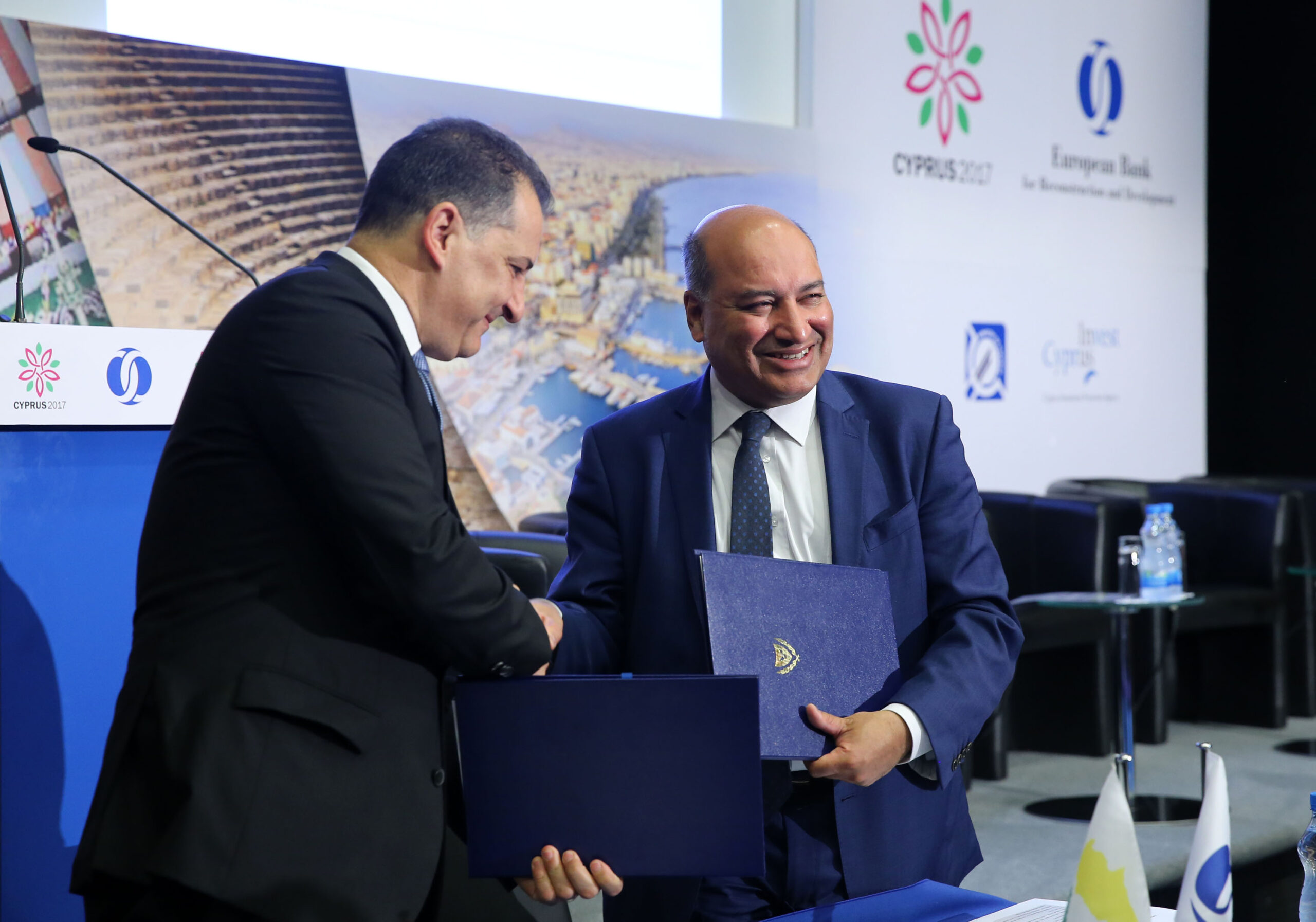 &Sigma;&Upsilon;&Mu;&Phi;&Omega;&Nu;&Iota;&Alpha; &Mu;&Mu;&Epsilon; EBRD