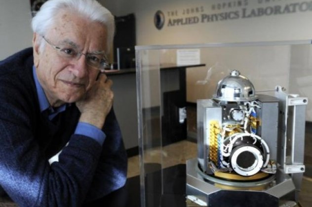 &Sigma;&Tau;&Alpha;&Mu;&Alpha;&Tau;&Eta;&Sigma; &Kappa;&Rho;&Iota;&Mu;&Iota;&Zeta;&Eta;&Sigma;