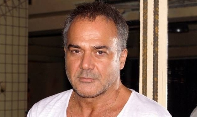 &Pi;&Alpha;&Upsilon;&Lambda;&Omicron;&sigmaf;