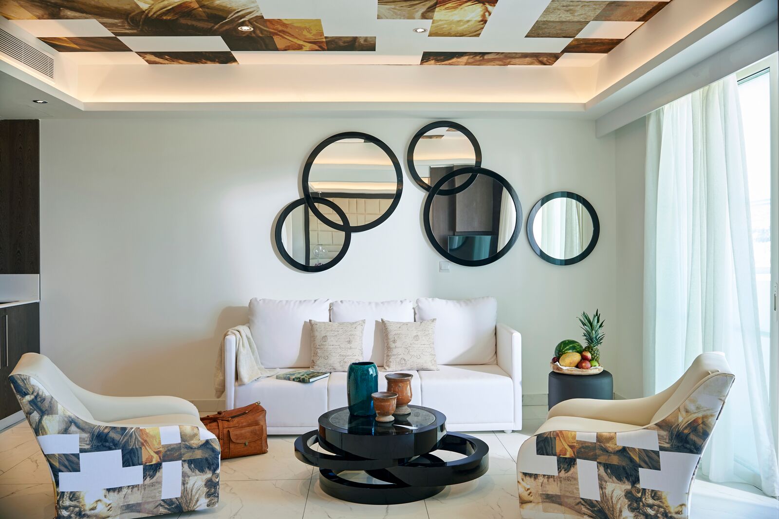 &Lambda;&Omicron;&Upsilon;&Eta;&Sigma;