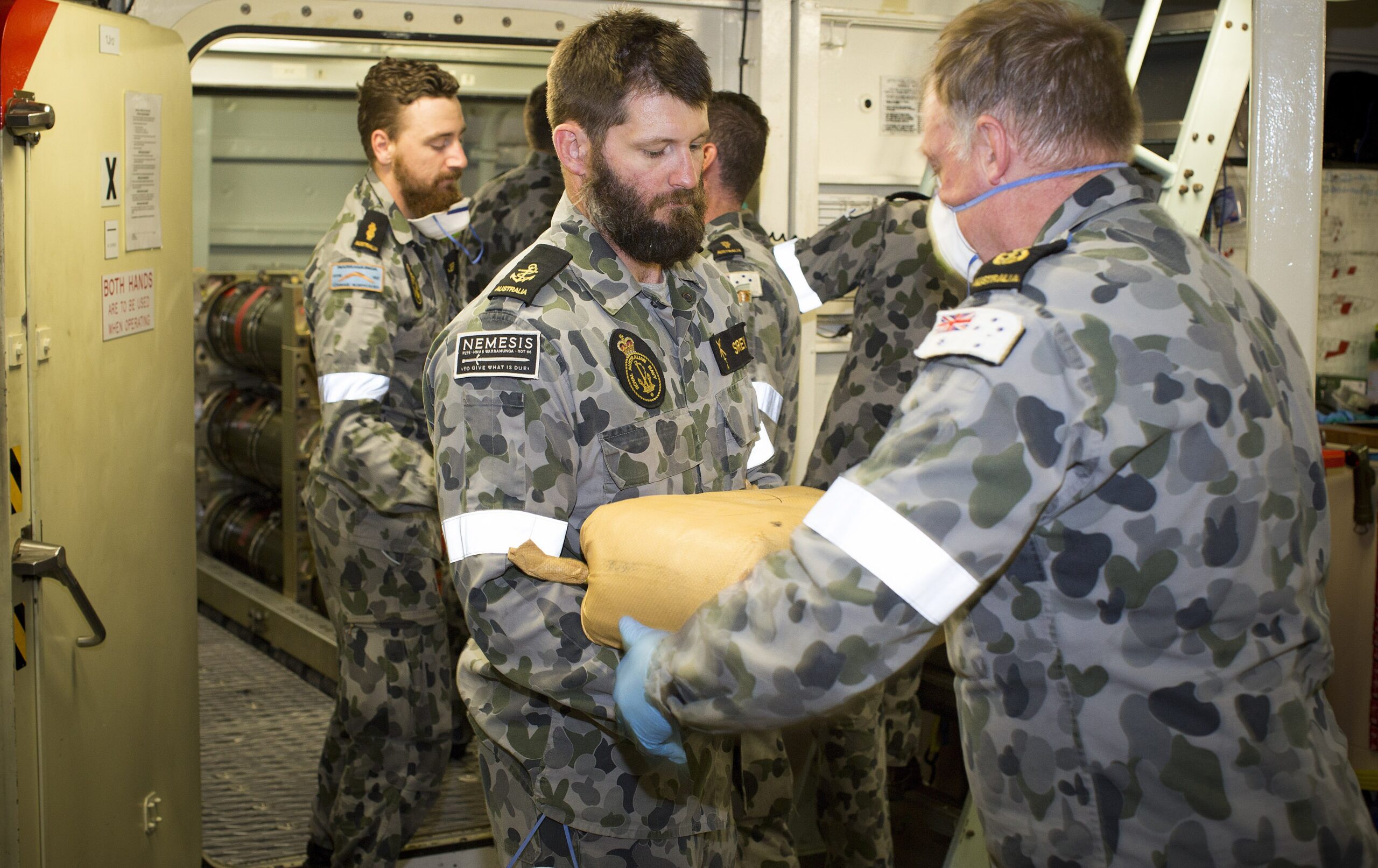 &Alpha;&Upsilon;&Sigma;&Tau;&Rho;&Alpha;&Lambda;&Iota;&Alpha; &Nu;&Alpha;&Rho;&Kappa;&Omega;&Tau;&Iota;&Kappa;&Alpha;