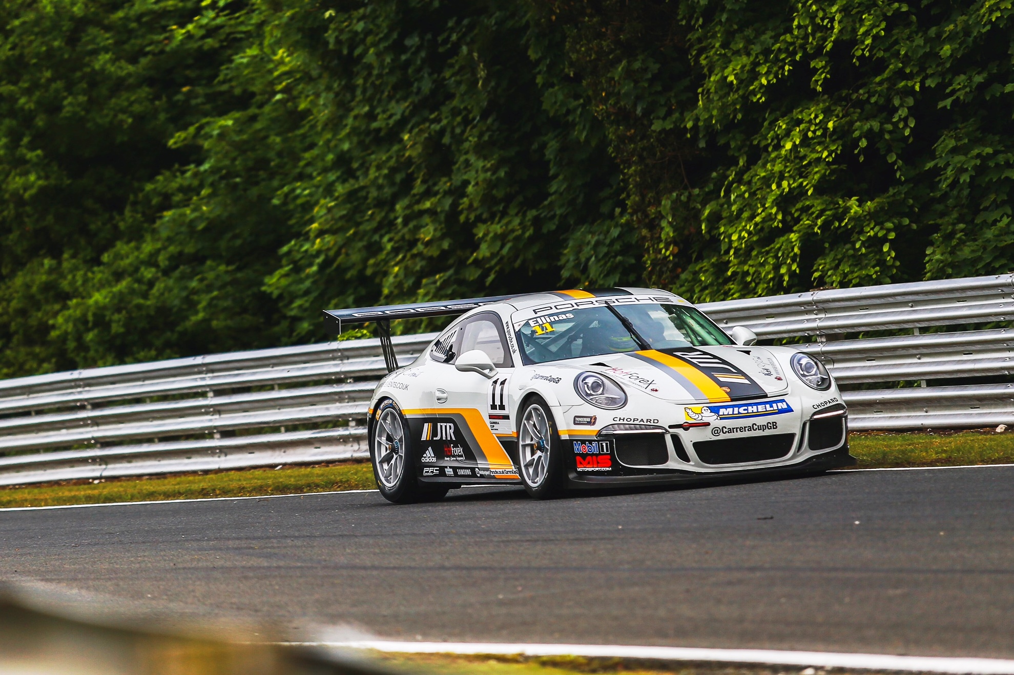 Ο Ευτύχιος Έλληνας στο πρωτάθλημα Porsche Carrera Cup GB και φέτος