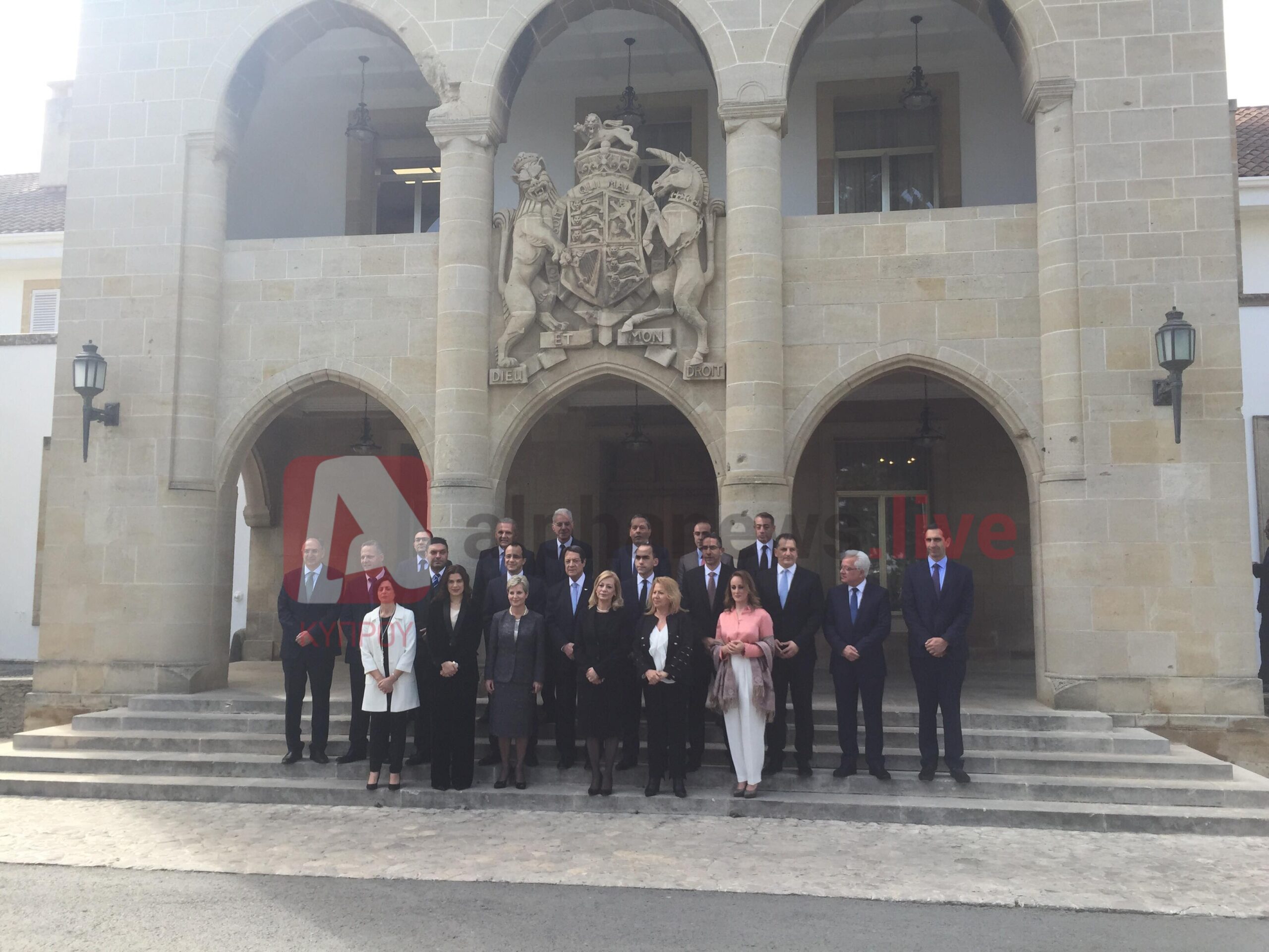 &Nu;&Epsilon;&Omicron;&Iota; &Upsilon;&Pi;&Omicron;&Upsilon;&Rho;&Gamma;&Omicron;&Iota;