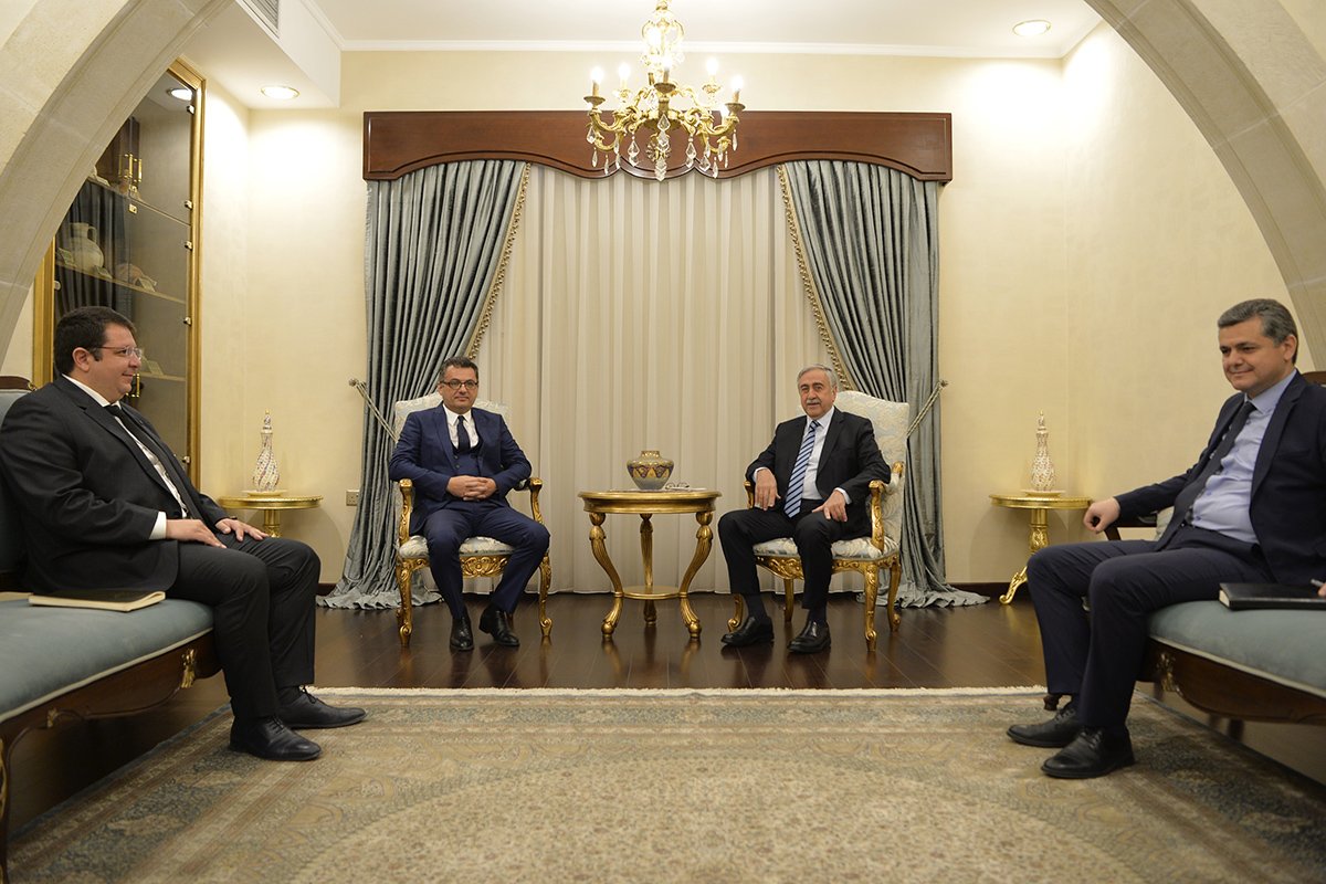 AKITZI-E&Rho;&Chi;&Iota;&Omicron;&Upsilon;&Rho;&Mu;&Alpha;&Nu;