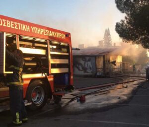 Αναμμένο κερί φαίνεται να είναι η αιτία φωτιάς σε σπίτι στην Έγκωμη