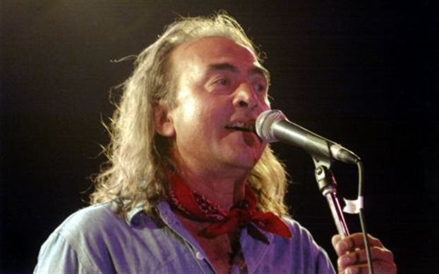 &pi;&alpha;&pi;&alpha;&zeta;&omicron;&gamma;&lambda;&omicron;&upsilon;