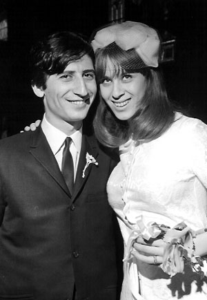 &Chi;&Alpha;&Rho;&Rho;&Upsilon; &Kappa;&Lambda;&Upsilon;&Nu;&Nu;