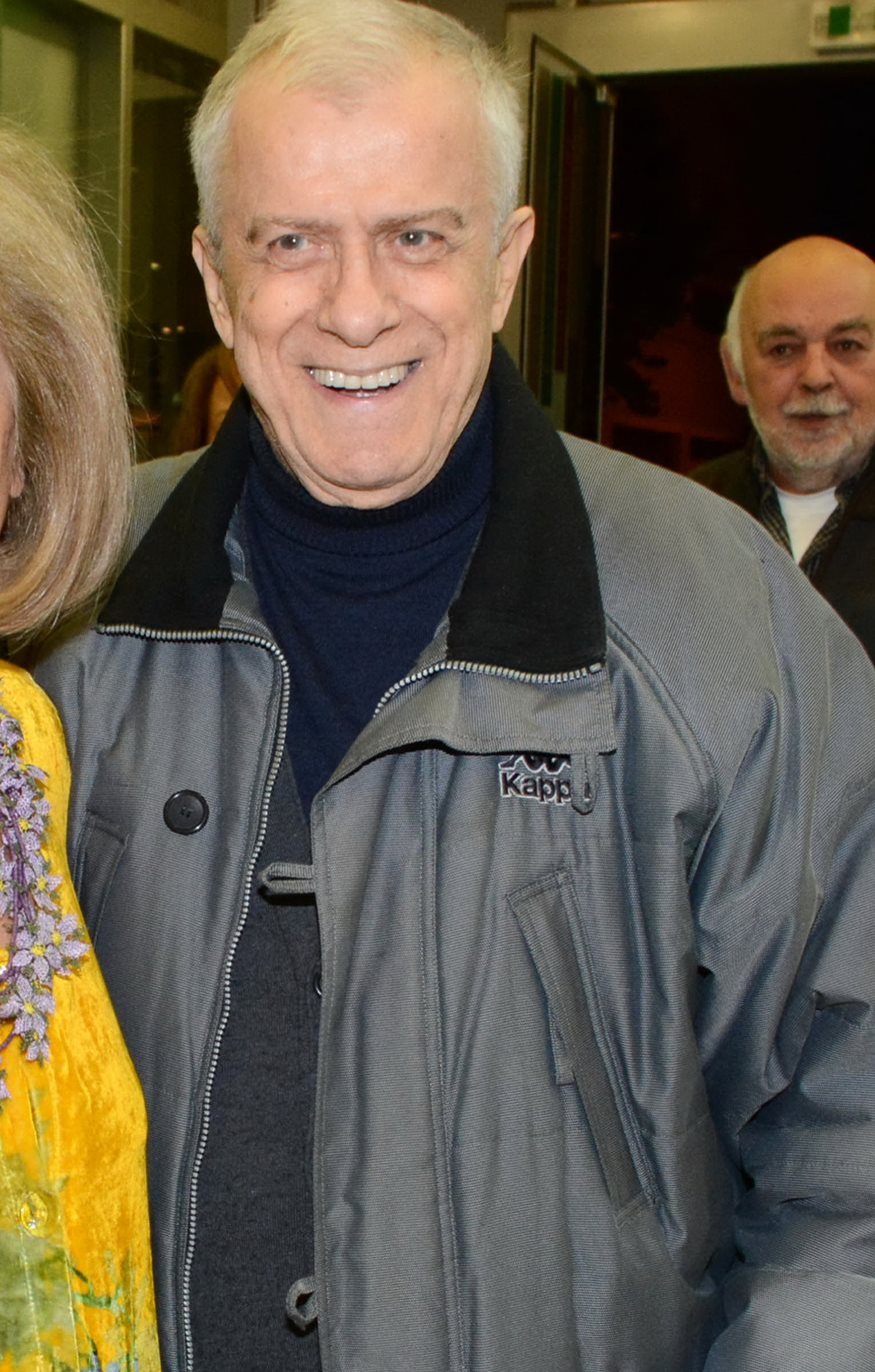 &mu;&pi;&rho;&iota;&omicron;&lambda;&alpha;&sigmaf;