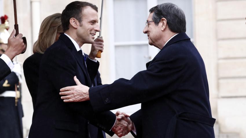 &Alpha;&Nu;&Alpha;&Sigma;&Tau;&Alpha;&Sigma;&Iota;&Alpha;&Delta;&Eta;&Sigma; &Mu;&Alpha;&Kappa;&Rho;&Omicron;&Nu;