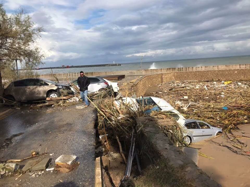 ΚΑΤΕΧΟΜΕΝΑ-ΠΛΗΜΜΥΡΕΣ