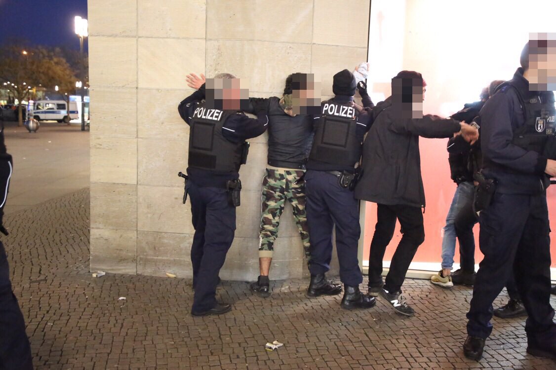 E&Pi;&Epsilon;&Iota;&Sigma;&Omicron;&Delta;&Iota;&Alpha;