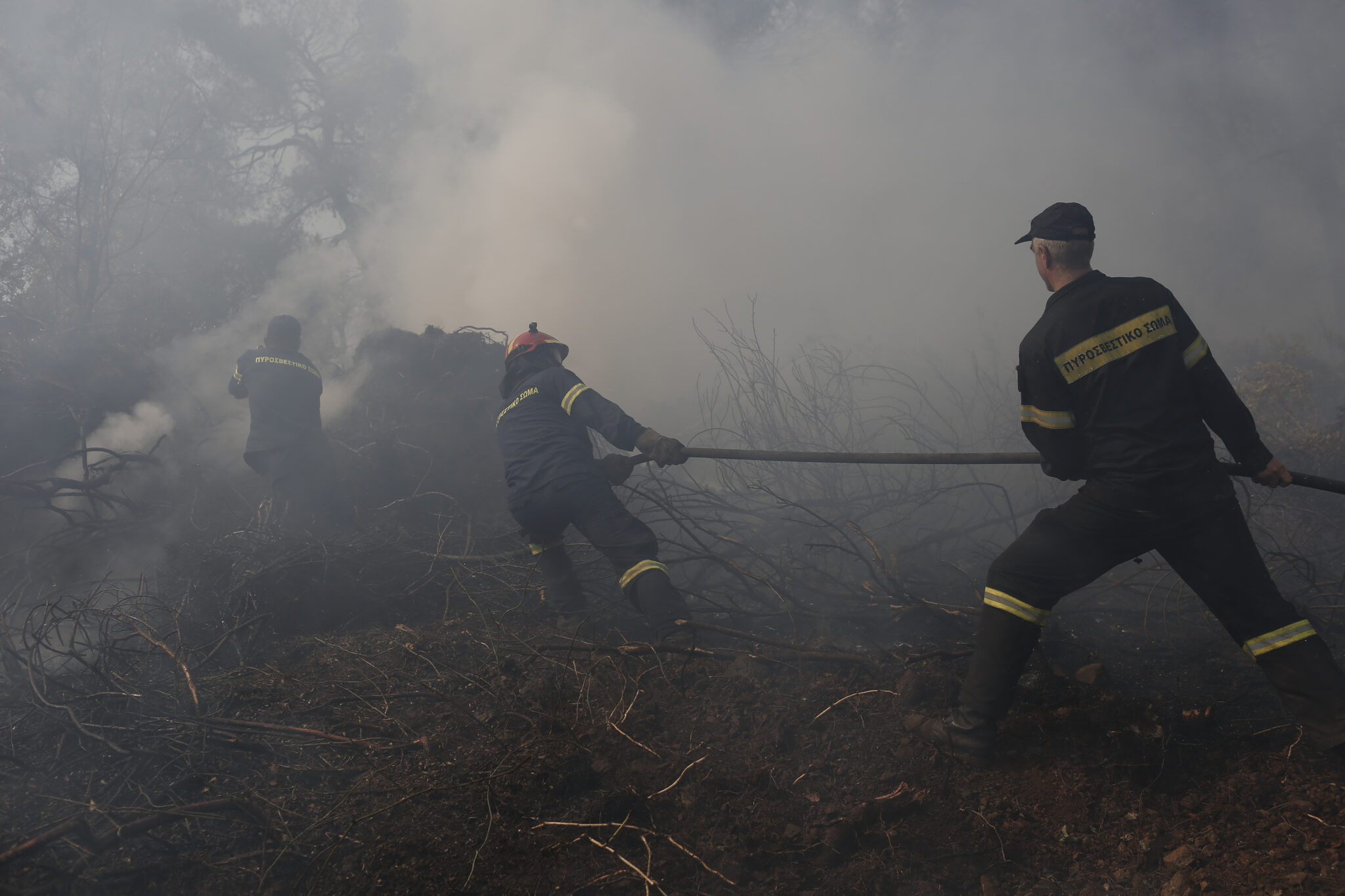 Χειροπέδες σε 55χρονο για την πυρκαγιά στην Κέρκυρα