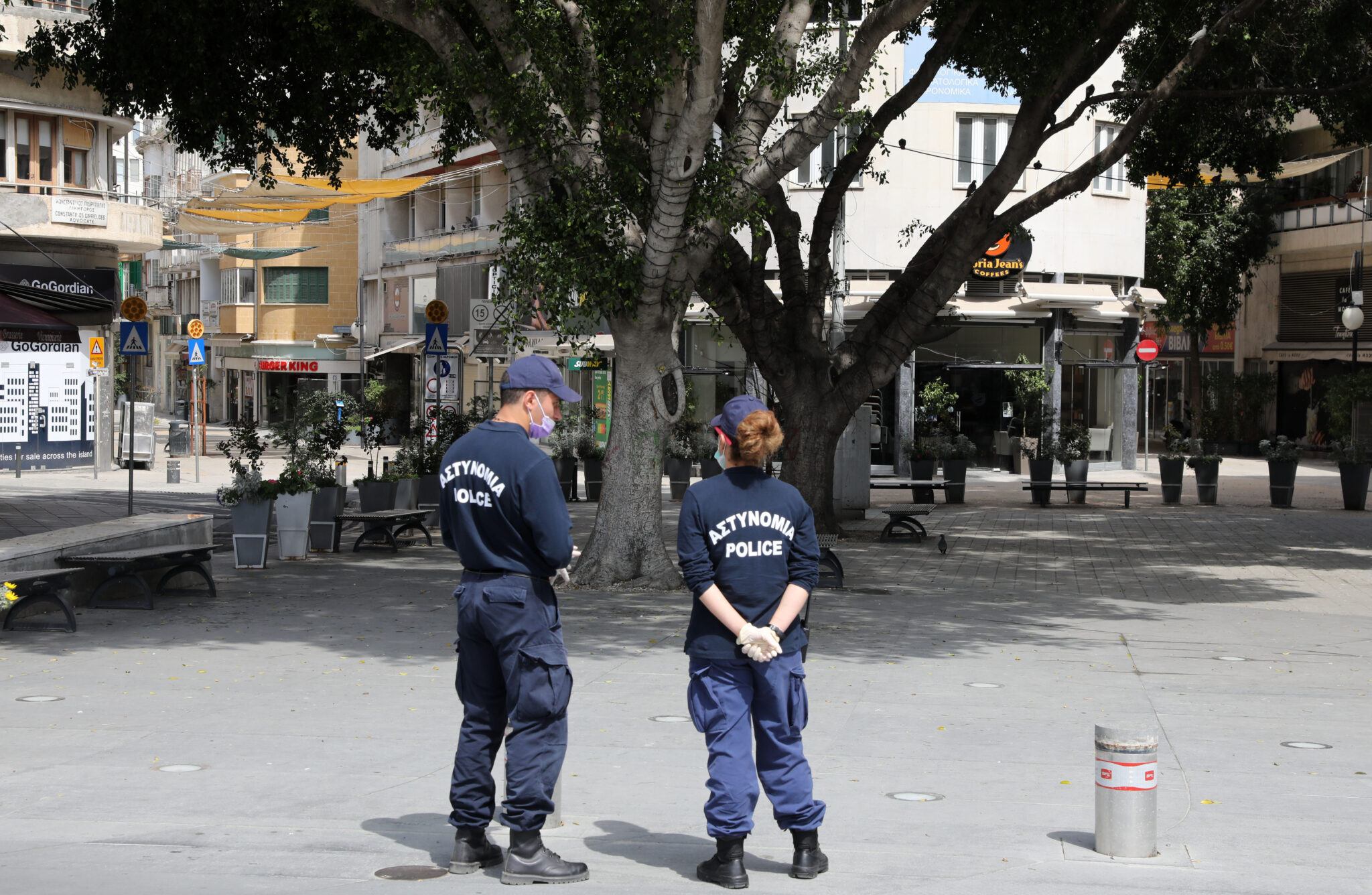 27 καταγγελίες σε υποστατικά και πολίτες για τον κορωνοϊό