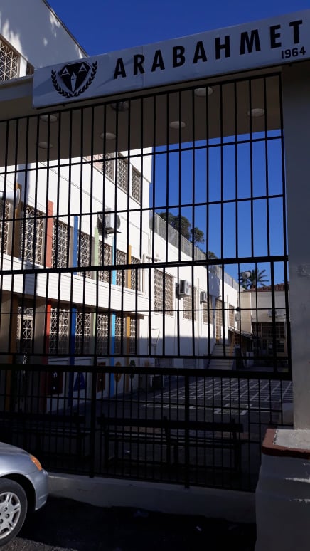 &gamma;&kappa;&alpha;&rho;&alpha;&zeta;