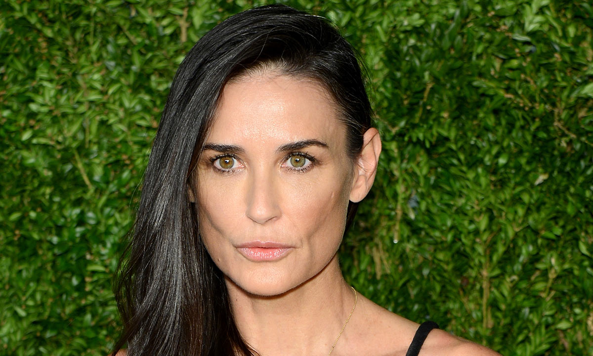 Demi Moore: Ποζάρει με τις κόρες της και η ομοιότητα είναι εντυπωσιακή