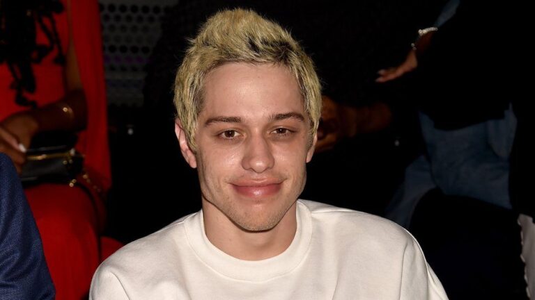 Pete Davidson: Ποιος είναι ο σύντροφος της Kim Kardashian;