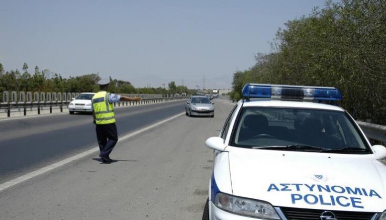 Ανανέωση αδειών κυκλοφορίας: Όσα πρέπει να γνωρίζεις κι απαντήσεις σε ερωτήσεις