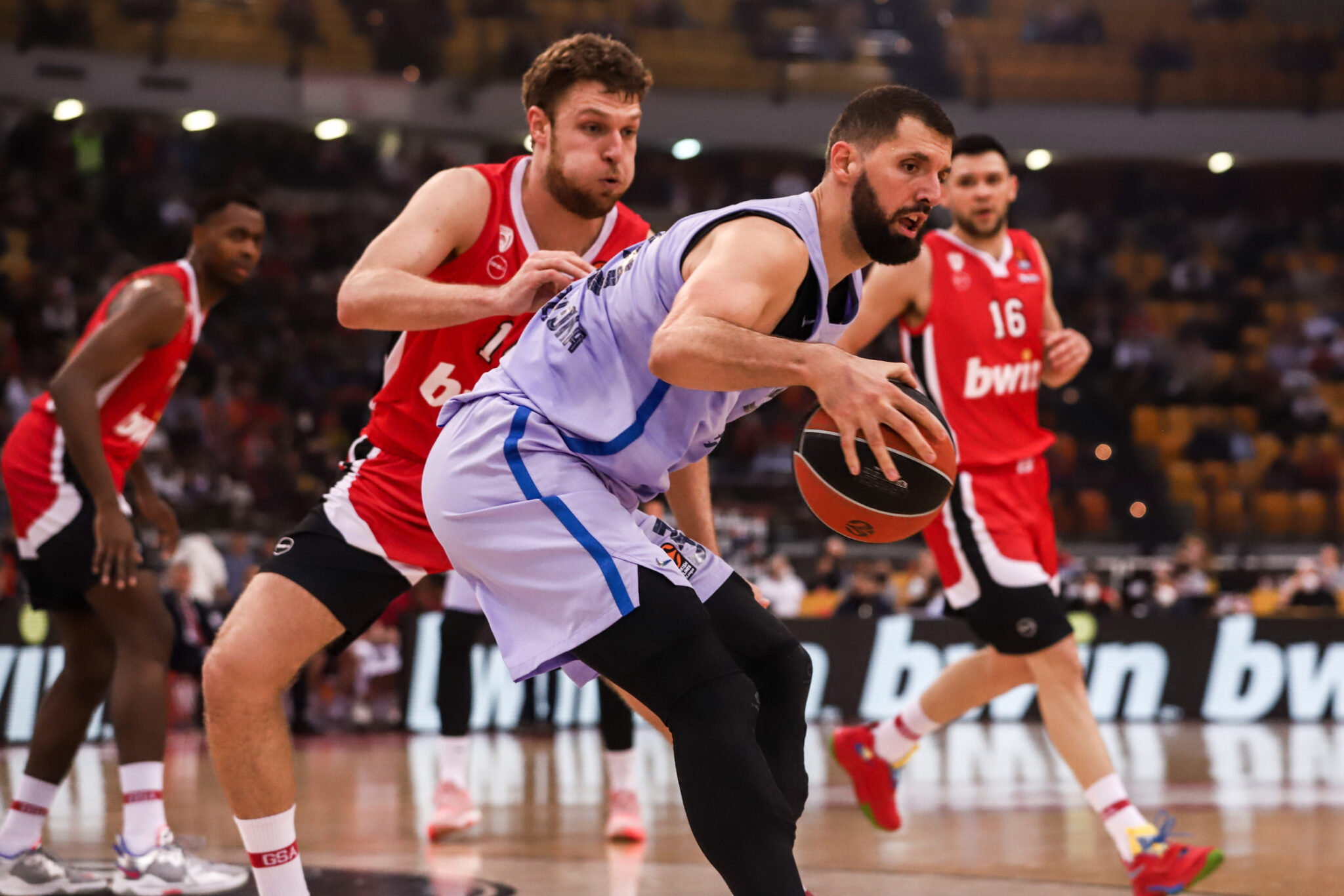 Οριστικοποιήθηκαν οι 8 ομάδες των playoffs της Ευρωλίγκας