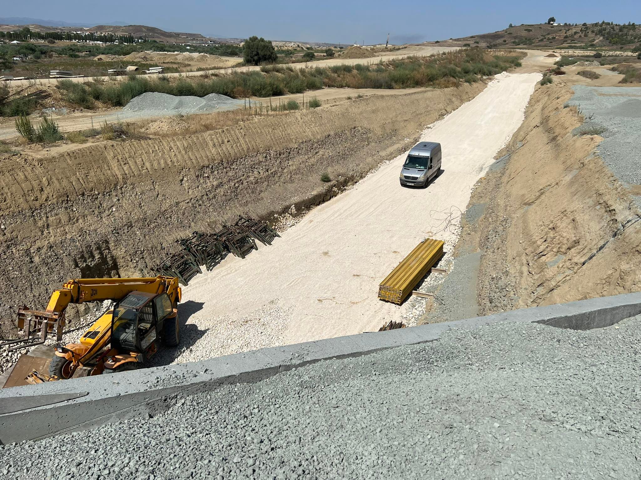 Συνεχίζονται πυρετωδώς οι εργασίες στον Περιμετρικό της Λευκωσίας (ΒΙΝΤΕΟ)