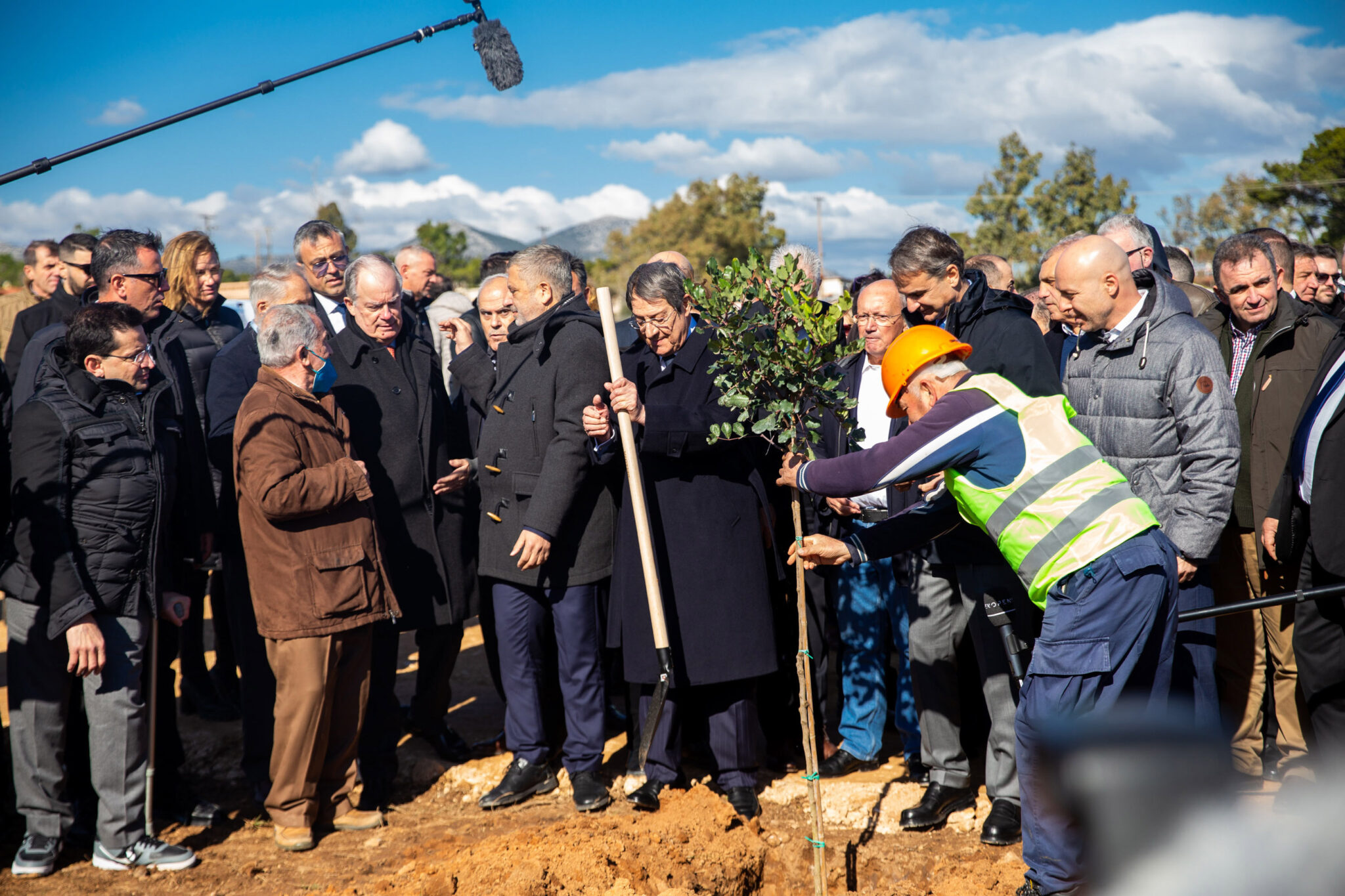 Θεμέλιο λίθο στο Μάτι-Αττικής κατέθεσαν Αναστασιάδης-Μητσοτάκης (ΒΙΝΤΕΟ)