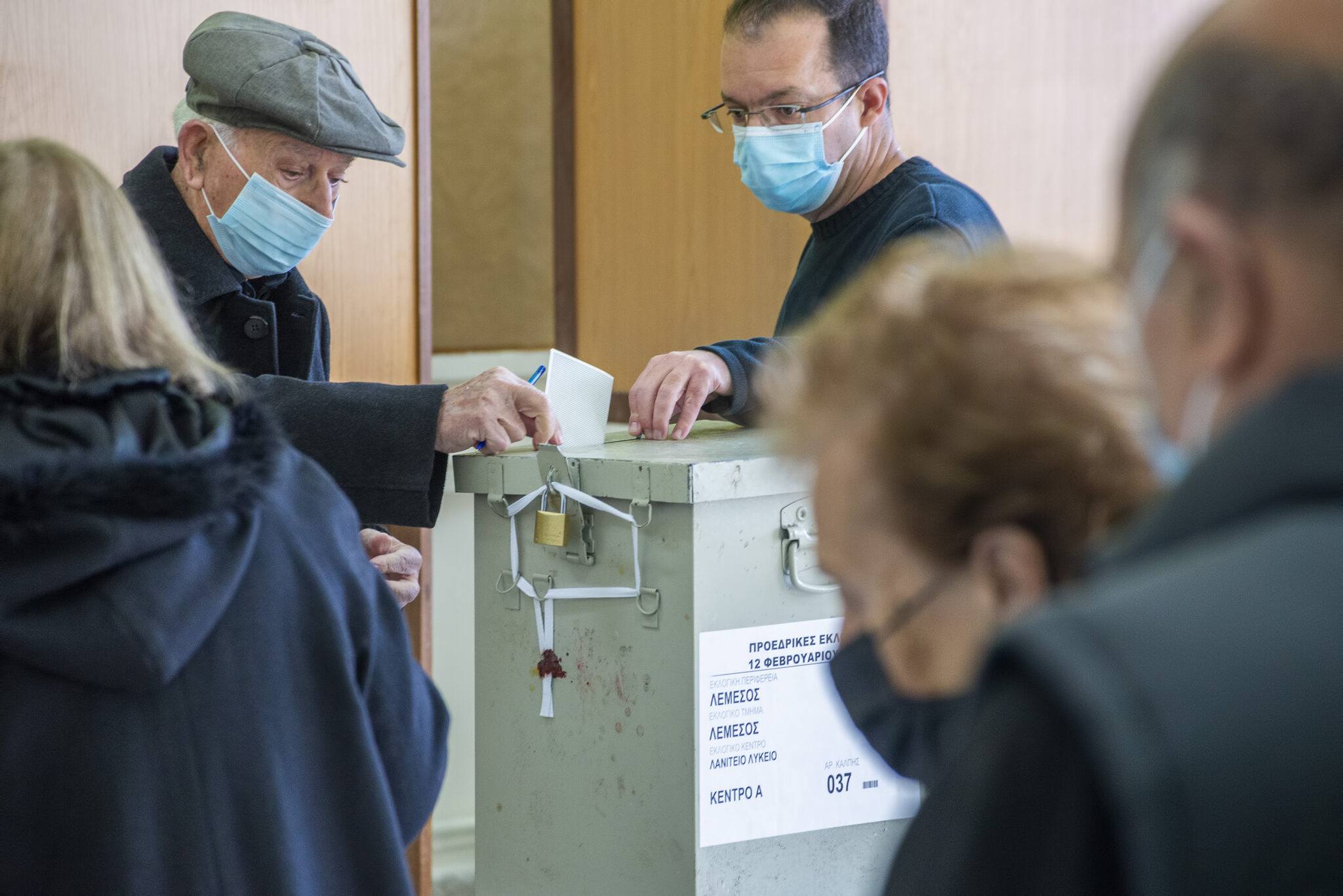 Έτσι σώθηκε από αστυνομικό ο 40χρονος που πνίγηκε ενώ έτρωγε σε εκλογικό κέντρο