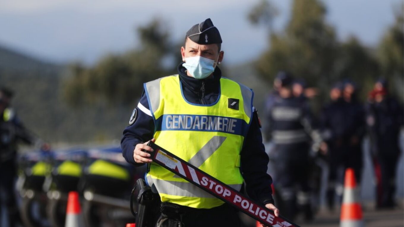 Φρίκη στο Παρίσι: Διαμελισμένο πτώμα γυναίκας βρέθηκε σε πάρκο