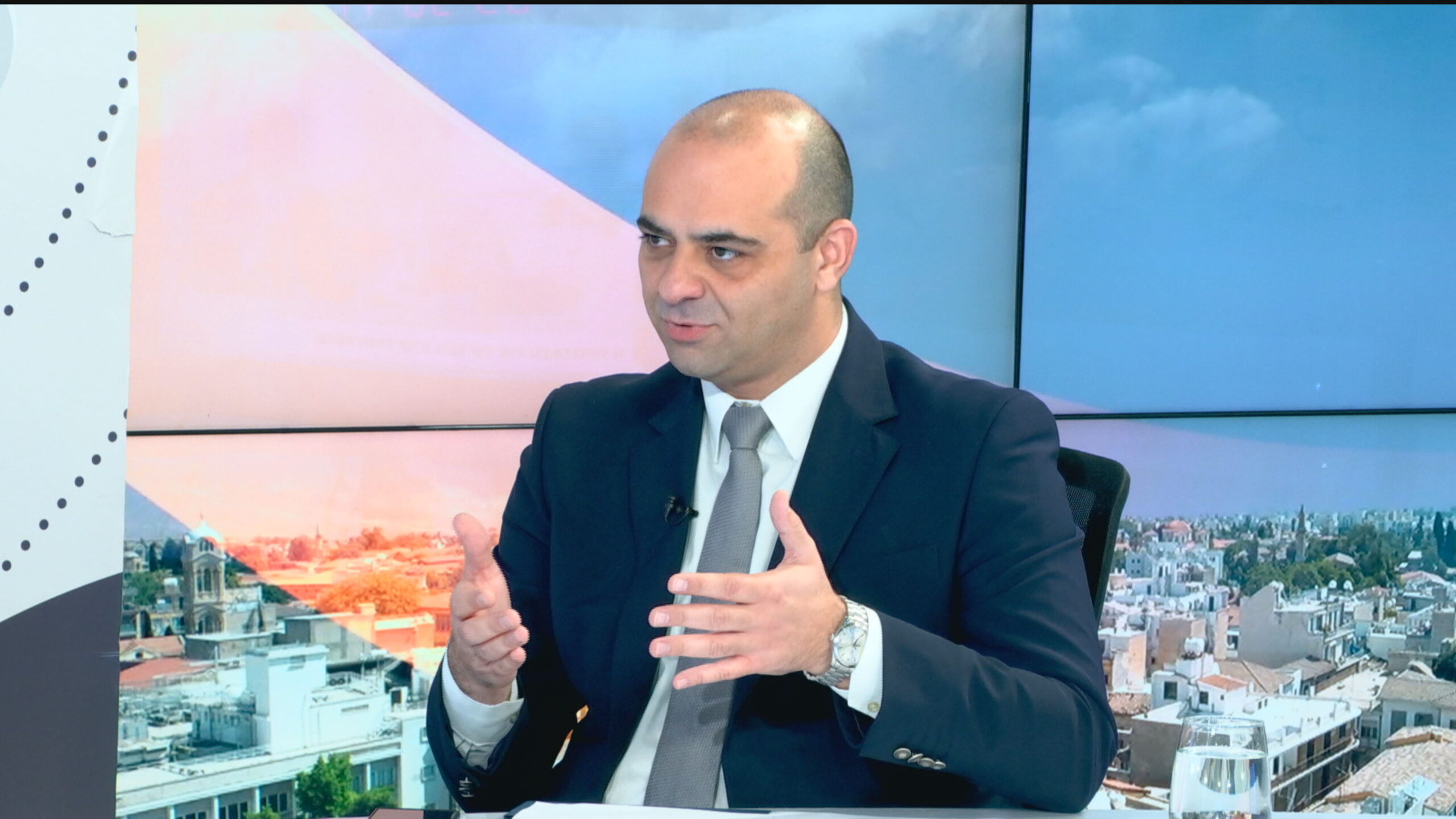 Παναγιώτου: 10,000 πολίτες επωφελούνται από την πρόταση για 12% στις ...