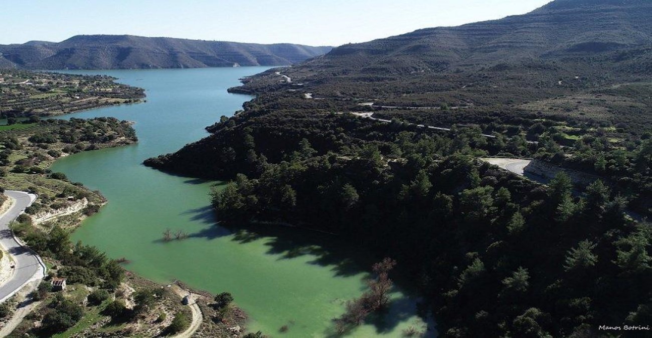 Έκθεση-φωτιά για ορεινό τουριστικό θέρετρο – Εντοπίζουν παρεμβάσεις στον Κούρη