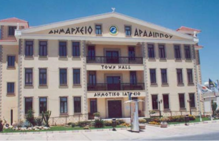 ΑΚΕΛ για κύκλωμα εικονικών γάμων: Οι 107 από τους 133 έγιναν στον Δήμο Αραδίππου