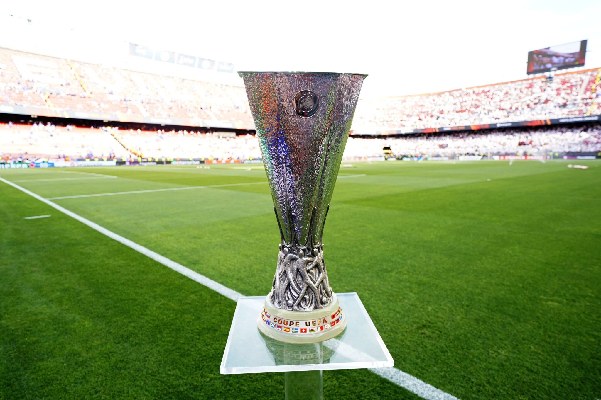 Europa League: Με ματσάρες και… επαναλήψεις στους «16» (Τα ζευγάρια)