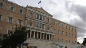 Η Ολομέλεια Βουλής των Ελλήνων συζητά το ν/σ για ομόφυλα ζευγάρια