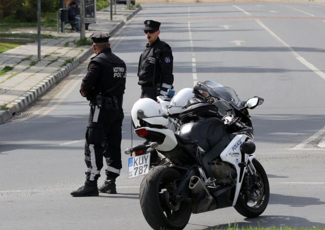 Άγρια καταδίωξη στους δρόμους της Πάφου, επιτέθηκε σε αστυνομικό ο 22χρονος