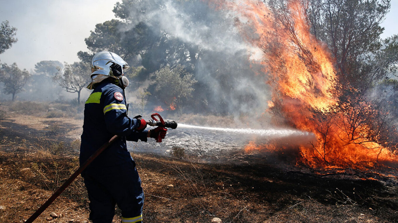 Συνελήφθη Τούρκος για τη φωτιά στο όρος Αιγάλεω, ομολόγησε τον εμπρησμό