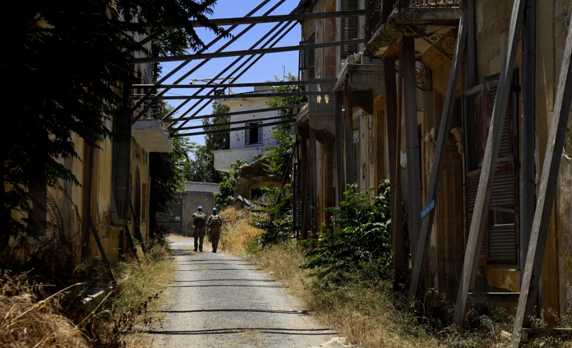 «Αύξηση παραβιάσεων στη Νεκρή Ζώνη»: Φόβοι αναζωπύρωσης της «ψυχρής» σύγκρουσης