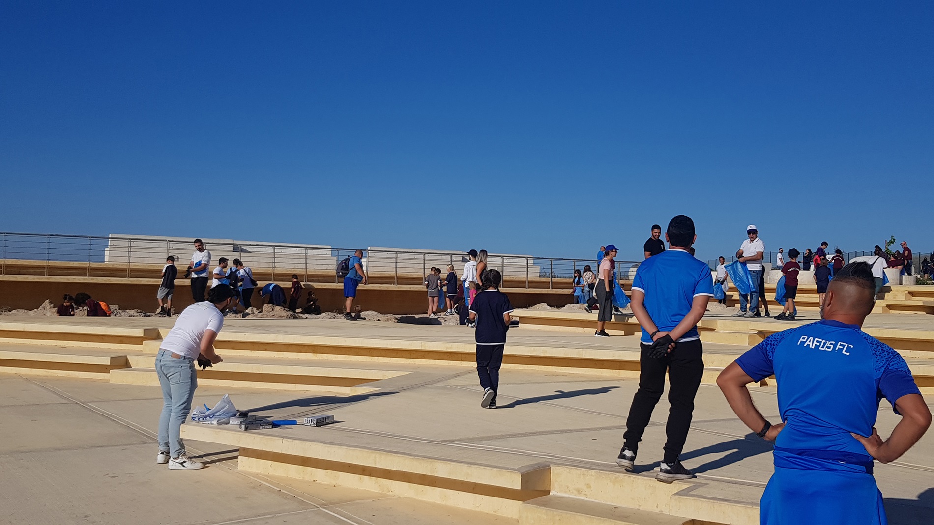 Σήκωσαν μανίκια και καθάρισαν τον βυθό της θάλασσας στην Πάφο